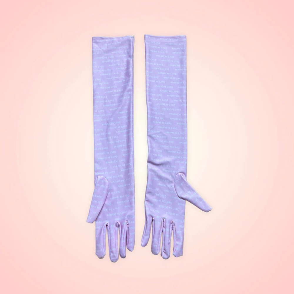 Kandee custom pink “don’t be jealous” gloves (OS)